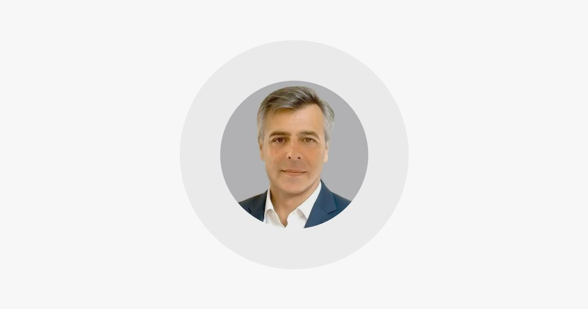 Função Pública: Serviços que existem para si próprios