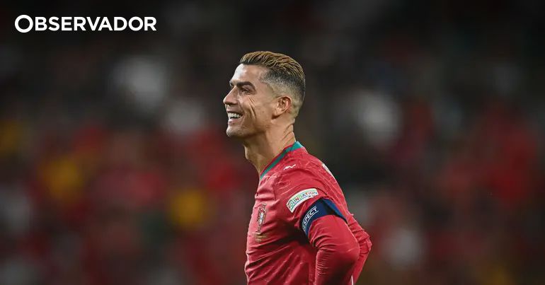 Cristiano Ronaldo 2008 campaign voted best Ballon d'Or by fans