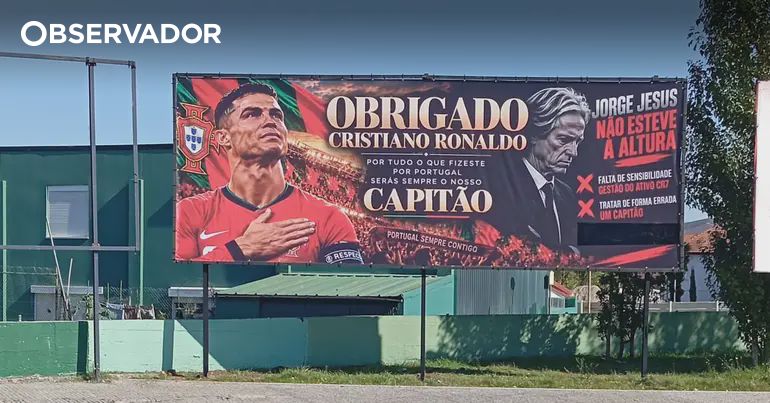 Cristiano Ronaldo Support Billboards Installed and Removed in Porto