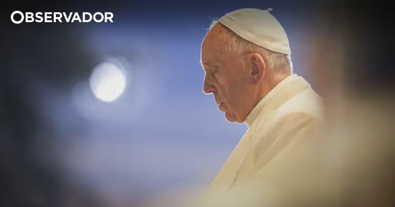 https://wm.observador.pt/wm/l/https%3A%2F%2Fbordalo.observador.pt%2Fv2%2Frs%3Afill%3A770%3A403%2Fc%3A2000%3A1122%3Anowe%3A0%3A170%2Fq%3A70%2Ff%3Awebp%2Fplain%2Fhttps%3A%2F%2Fs3.observador.pt%2Fwp-content%2Fuploads%2F2018%2F07%2F02115619%2Fmg_5728.jpg?layer=obstop:T