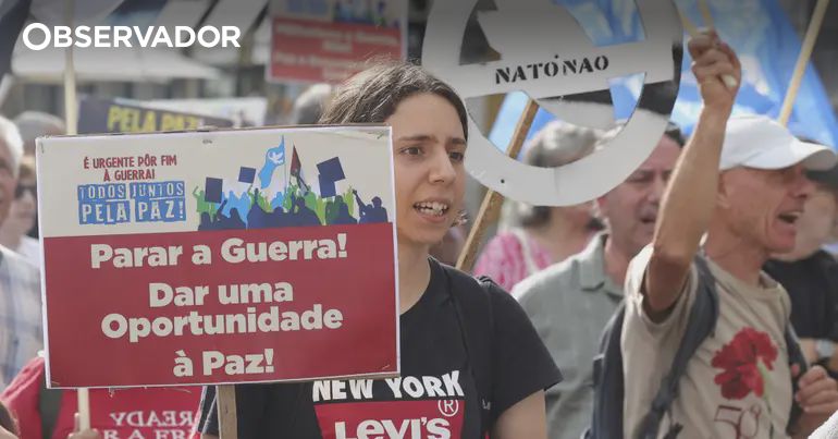CGTP Leads Peaceful Protest in Lisbon Against NATO's Arms Race Amid Gaza Crisis