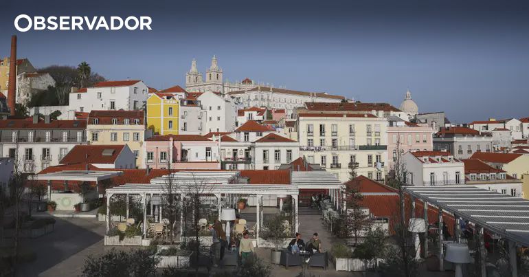 Featured image for article: Lisbon Pushes for Stronger Tenant Protections for 'Historic Shops', Affecting Commercial Landlords