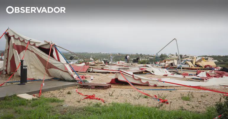 Arrancam trabalhos de alimentação artificial de praias – Observador