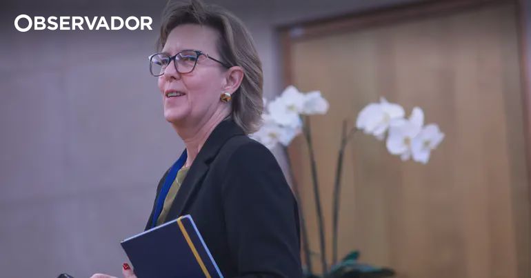 Comissária Maria Luís Albuquerque defende que reforço do investimento na União Europeia pode baixar preço das casas