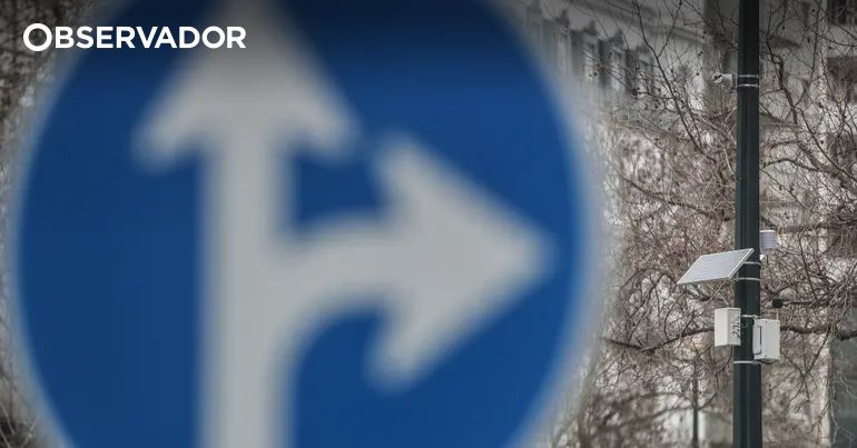 Lisbon and Seixal Hit by Dangerous Ozone Levels - Health Warnings Issued