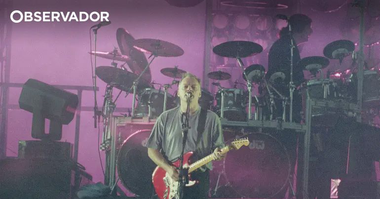 Guitarra lendária dos Pink Floyd vendida por valor recorde – Observador