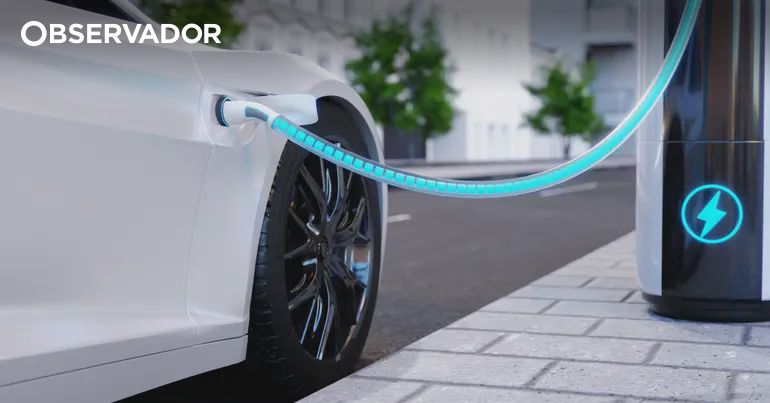 Lisbon's Historic Push: Could Electric Cars Soon Rule the City Center?