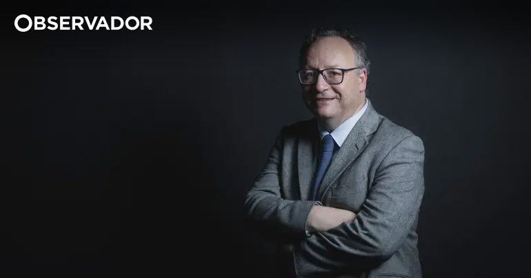 “O PS não pode estar obcecado por exercer o poder” – Observador