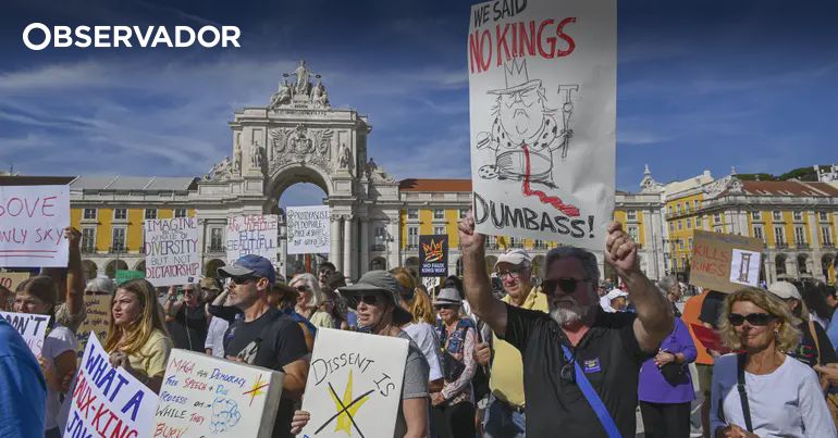Bernie Sanders Joins Global Anti-Trump Protests as Thousands Rally in Lisbon and Worldwide