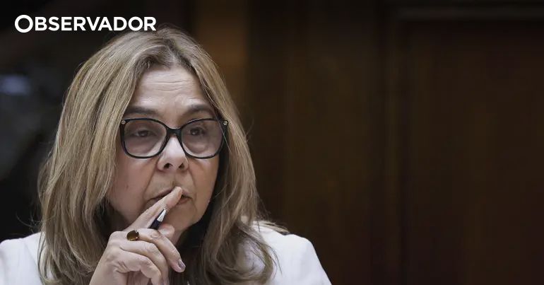 Ministra da Saúde destaca "mais-valia" dos Centros de Atendimento Clínico