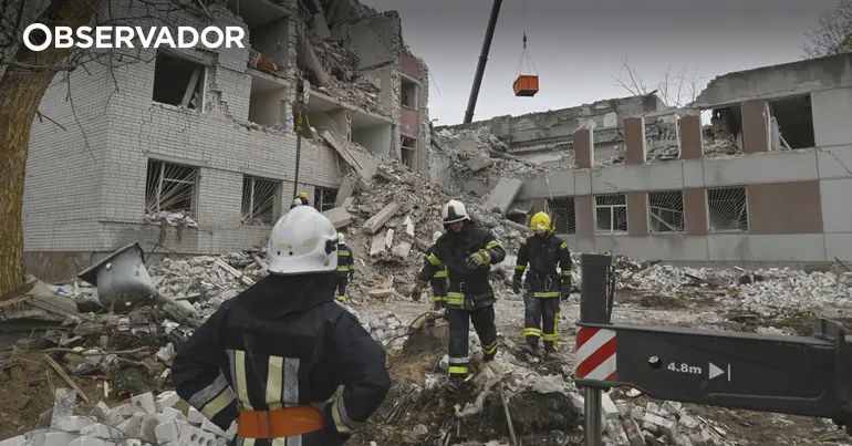 OMS Regista Mais de 2.200 Ataques a Instalações de Saúde na Ucrânia em Três Anos