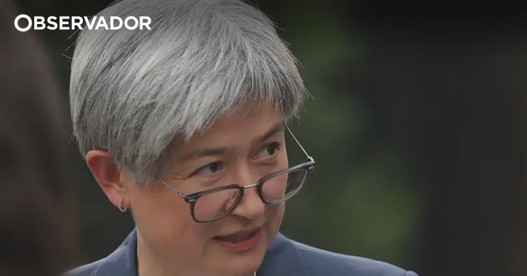 Camberra muito preocupada com saúde de escritor sino-australiano preso na China