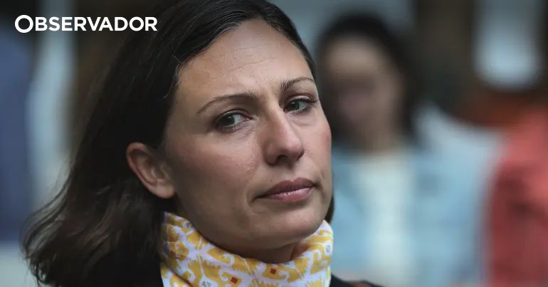 Governo. FNAM lamenta recondução da ministra da Saúde e avisa que não aceitará repetição de erros