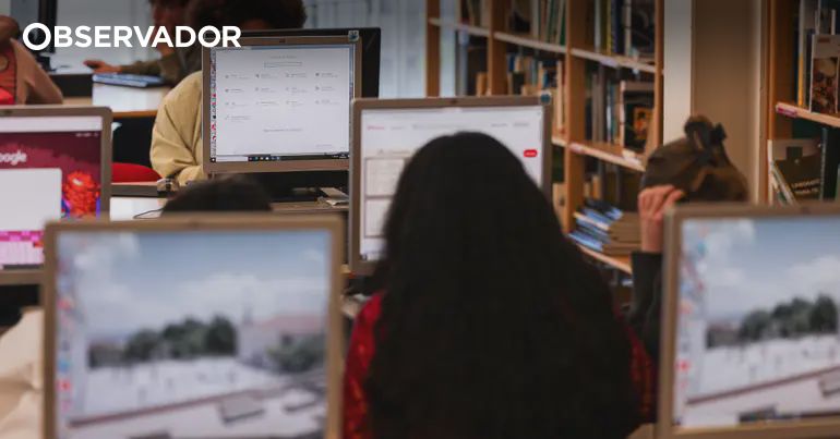 Saúde Mental na Adolescência: Associação Manifestamente Lança Kit Gratuito e Criativo para Jovens