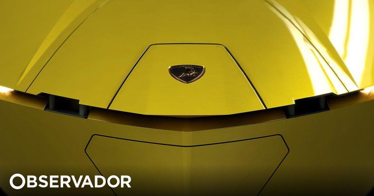 Conheça a coleção de carros que Conor McGregor ostenta na internet