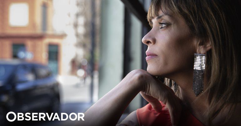 "As Malditas": uma viagem ao inferno das prostitutas travestis na Argentina - Observador