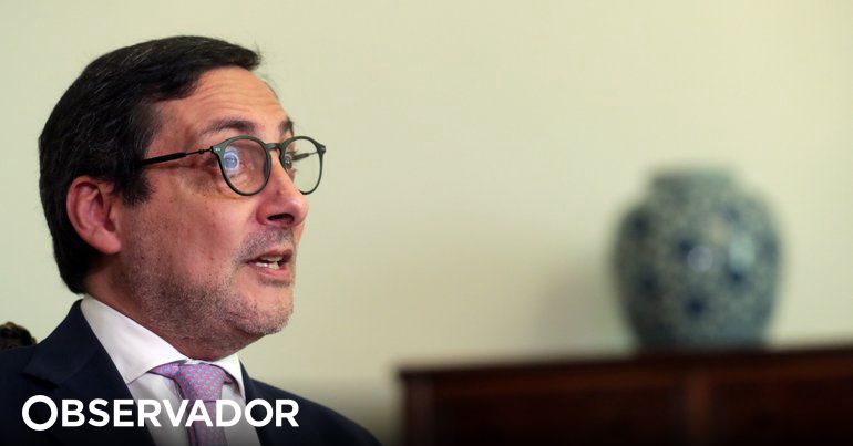 Costa reforça Medina, arruma a casa de Costa Silva e tem mais um irmão Mendes no núcleo duro