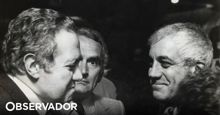 Antigos membros do Grupo dos Nove recusaram participar na sessão solene