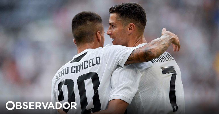 Cancelo e Ronaldo entre os candidatos ao melhor onze de 2022 da FIFPro -  SIC Notícias