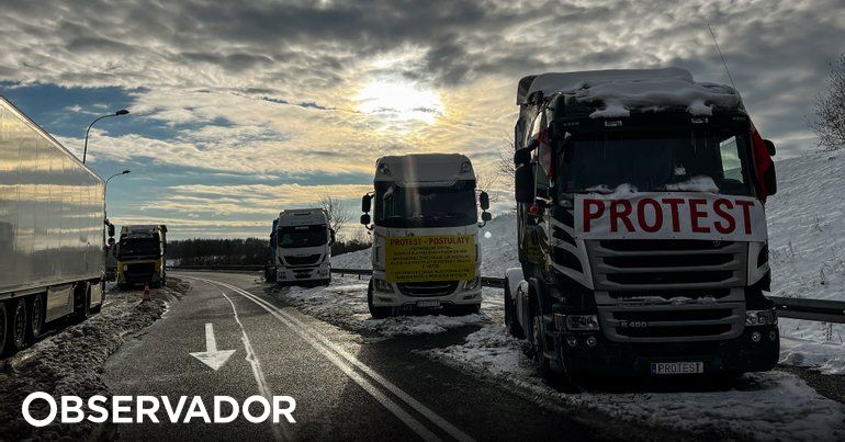 Ucrânia desbloqueia posto fronteiriço após protestos de camionistas polacos