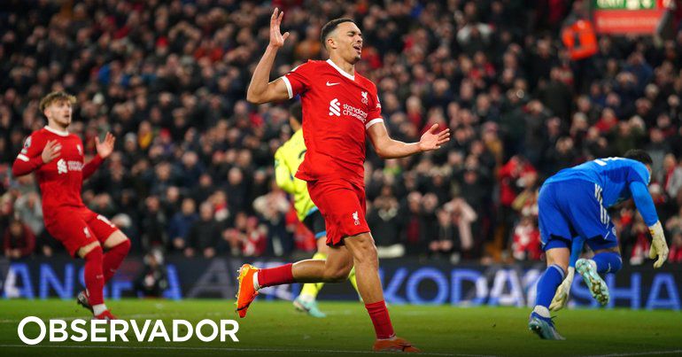 Alexander-Arnold barrado no acesso ao topo: Liverpool falha assalto à liderança e Arsenal continua no primeiro lugar