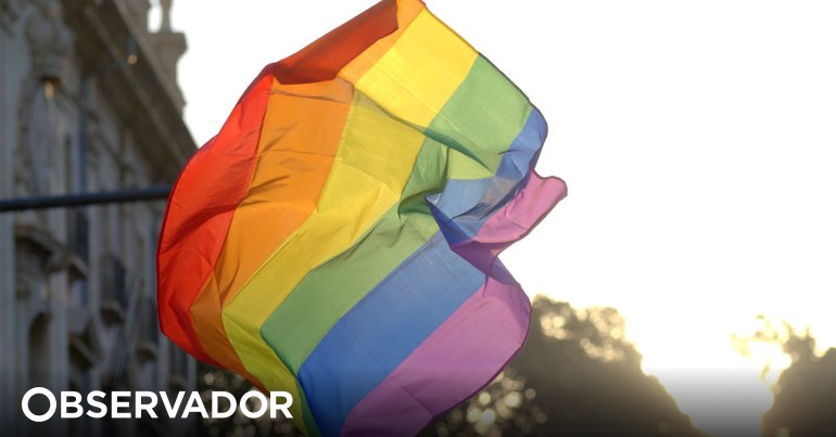 Governo reforça acolhimento a pessoas LGBTI e cuidados de saúde para transgénero