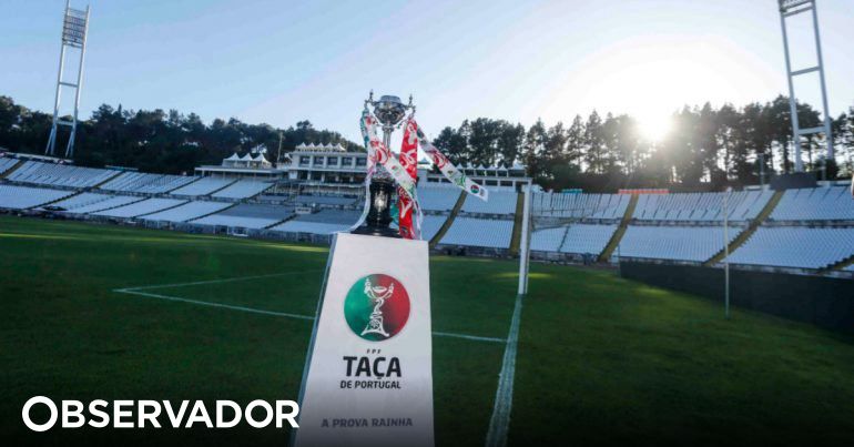 Futebol feminino: CF Os Armacenenses e Portimonense SC em jogo histórico