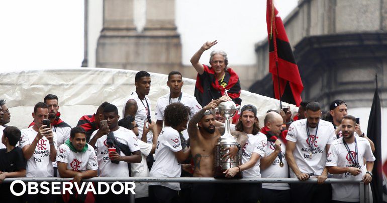 Nação abraça o Flamengo no último jogo no Rio de Janeiro antes da final da  Libertadores - ISTOÉ Independente