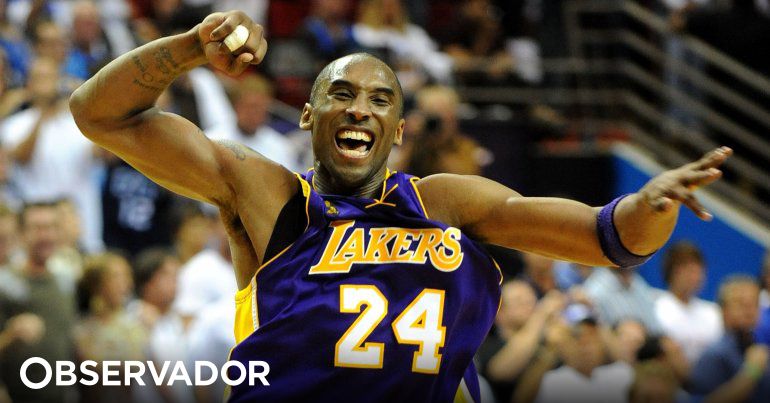 Foto: O jogador de basquete Kobe Bryant morreu aos 41 anos em 26 de janeiro  após acidente de helicóptero - Purepeople