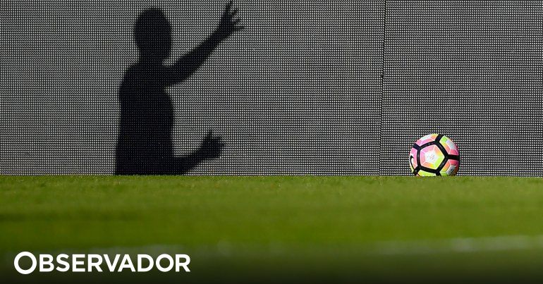 200 euros, pais doentes e o apoio que chegou até da I Liga: a história de  Bruno Carvalho, médio do União de Santarém – Observador