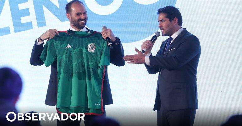 Hijo de Bolsonaro defiende transición política en América Latina en encuentro ultraconservador – Observer
