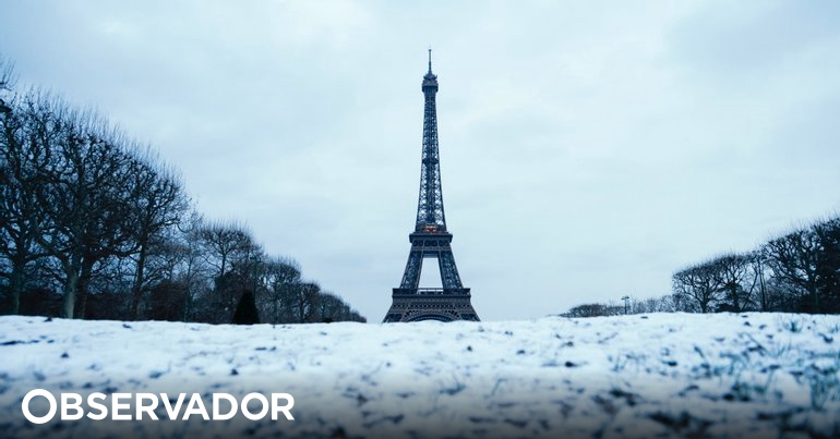Photo gallery.  Snow covered France and the United Kingdom.  Portugal could be next – the visitor