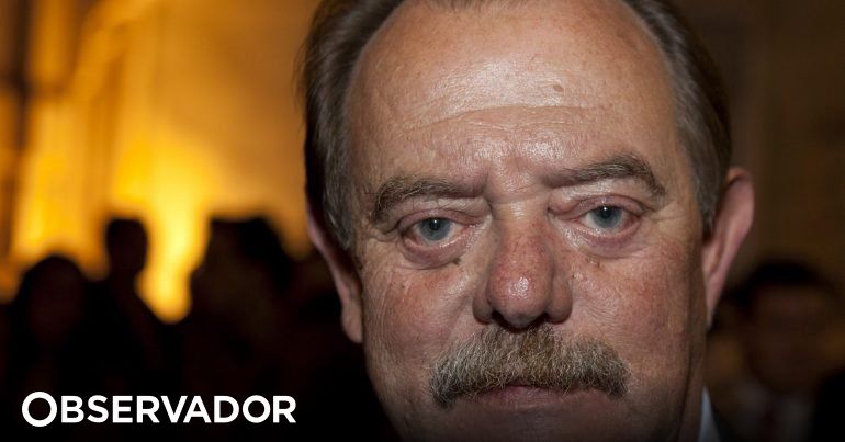 Morreu Artur Correia, antiga glória do futebol português Observador